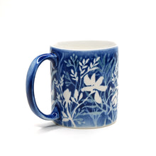 將圖片載入圖庫檢視器 Hand-painted Mug (Low Relief Plant Painting) HPM-P003 for Art Lovers and Blue & White Porcelain Lovers