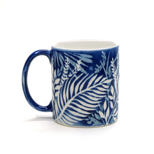 將圖片載入圖庫檢視器 Hand-painted Mug (Low Relief Plant Painting) HPM-P004 for Art Lovers and Blue & White Porcelain Lovers