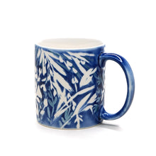 將圖片載入圖庫檢視器 Hand-painted Mug (Low Relief Plant Painting) HPM-P011 for Art Lovers and Blue & White Porcelain Lovers