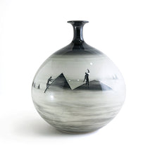 將圖片載入圖庫檢視器 Oriental Porcelain Vase (Hand-painted) ART-V001 for Flower Lovers, Plant Lovers, Art Lovers and Decor Lovers
