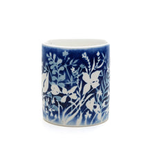 將圖片載入圖庫檢視器 Hand-painted Mug (Low Relief Plant Painting) HPM-P001 for Art Lovers and Blue &amp; White Porcelain Lovers
