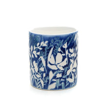 將圖片載入圖庫檢視器 Hand-painted Mug (Low Relief Plant Painting) HPM-P011 for Art Lovers and Blue &amp; White Porcelain Lovers

